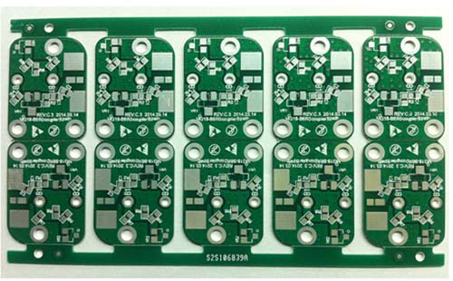 使用無(wú)鉛技術(shù)的電路板 使用無(wú)鉛技術(shù)的電路板