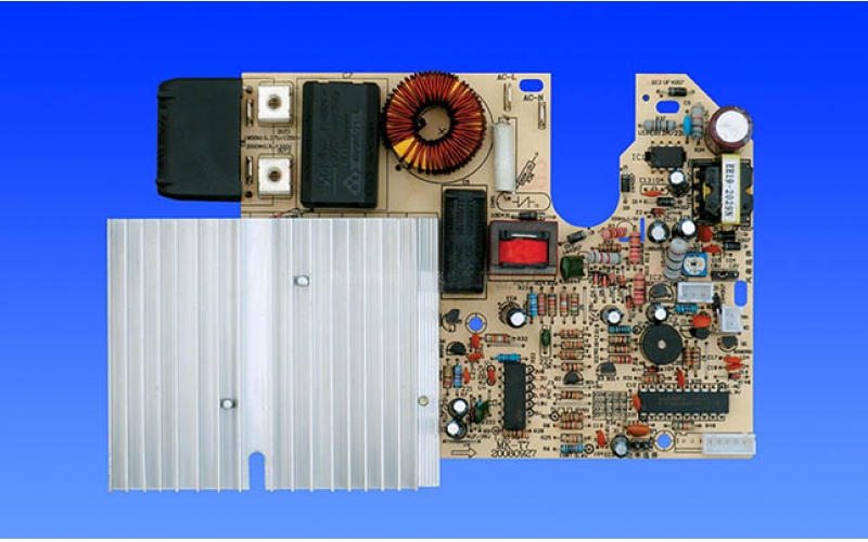 自動烹飪鍋主板