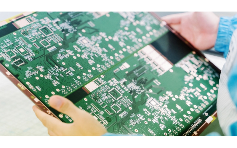 電子工程師如何擺放PCB元器件？10條技巧經(jīng)驗(yàn)