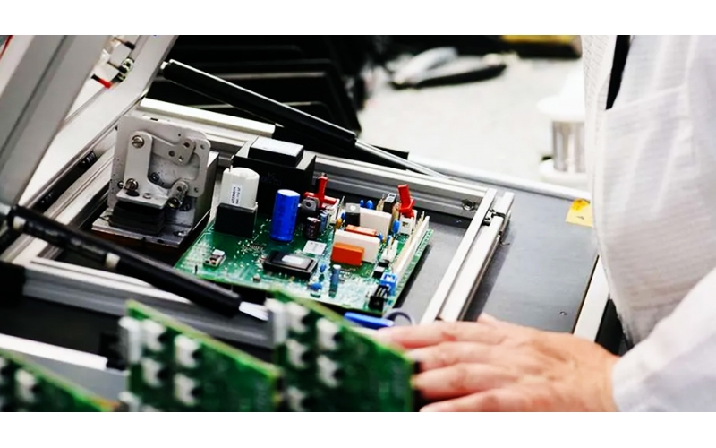 如何通過測(cè)試數(shù)據(jù)跟蹤優(yōu)化PCBA故障診斷